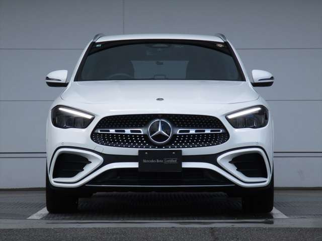 GLAクラスGLA200 d 4マチック アーバン スターズ 4WD