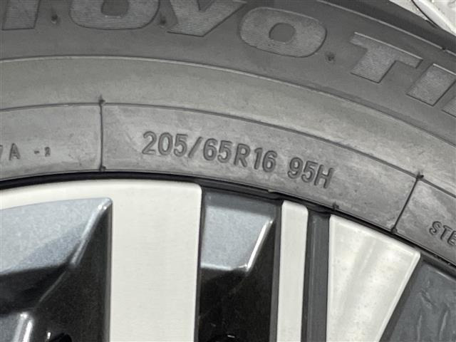 セレナ1.4 e-POWER ハイウェイスターV