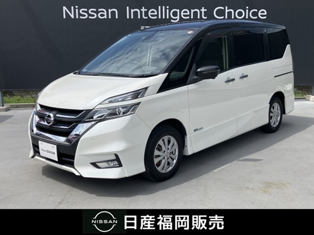 セレナ2.0 ハイウェイスター セカンドスライドアップシート 4WD