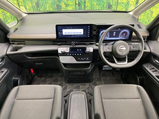 セレナ1.4 e-POWER ハイウェイスターV