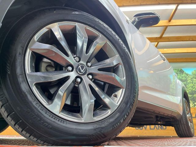 �y����18�C���`�A���~�z�C�[���z�O�ςɃ}�b�`���������A���~�z�C�[���𑕒����Ă���܂��B�e��ЊO�A���~�z�C�[����A�X�^�b�h���X�^�C�����戵�����Ă���܂��B���񂲑��k����������