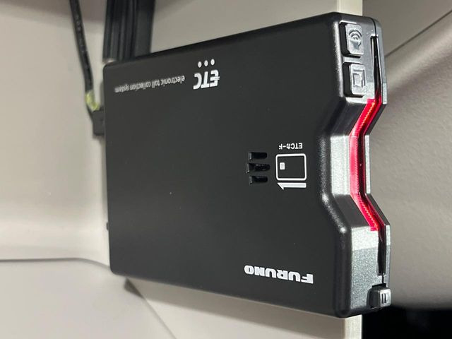 【ETC】高速道路の料金所をストレスなく通過!話題のスポットやサービスエリアに多い「スマートIC」利用時は必須のアイテムです。当店でセットアップを実施、ご納車当日からすぐにご利用いただけます!
