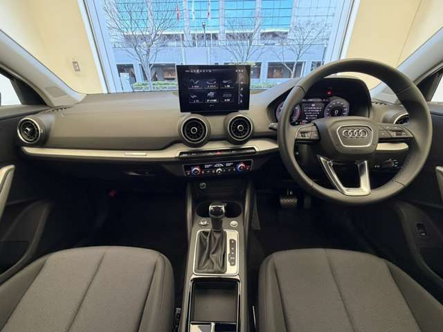 Q235 TFSI アドバンスド