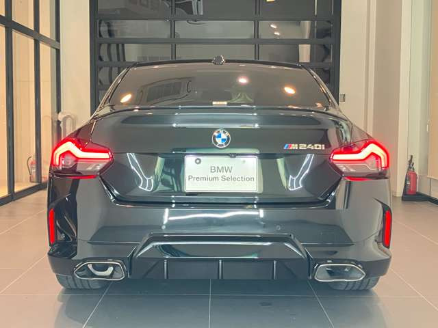 2シリーズクーペM240i xドライブ 4WD