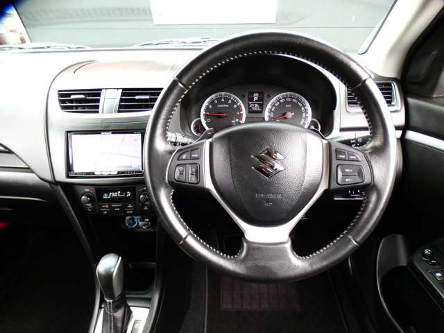 スイフト1.2 RS