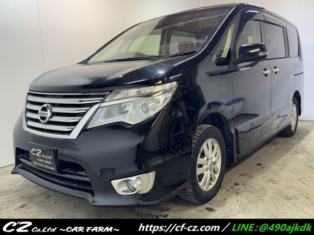 セレナ2.0 ハイウェイスター Vセレクション+Safety 4WD