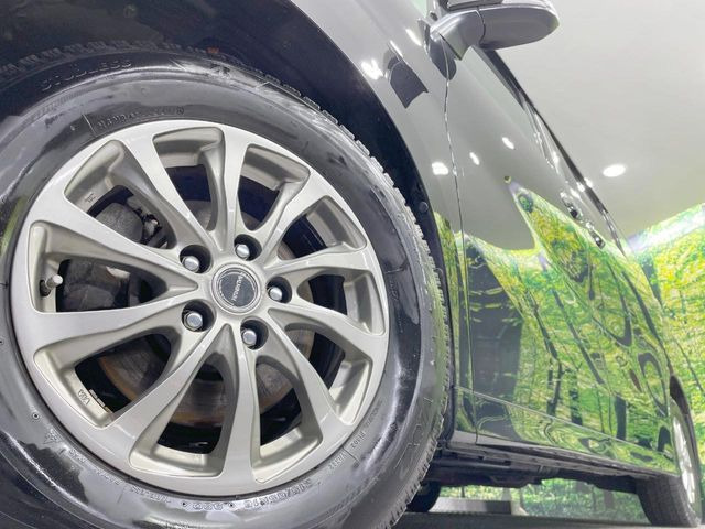 �y����16�C���`�A���~�z�C�[���z�O�ςɃ}�b�`���������A���~�z�C�[���𑕒����Ă���܂��B�e��ЊO�A���~�z�C�[����A�X�^�b�h���X�^�C�����戵�����Ă���܂��B���񂲑��k����������