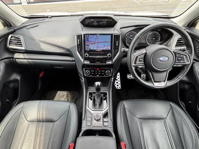 フォレスター2.0 アドバンス 4WD