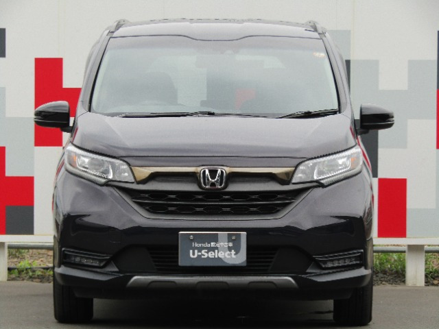 フリード+1.5 ハイブリッド クロスター ブラックスタイル 4WD