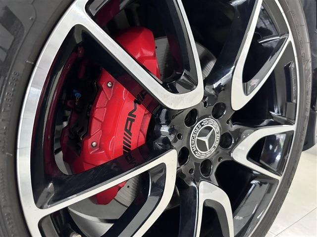 ����E�����������Ă���܂��B���C�y�ɂ����k���������B