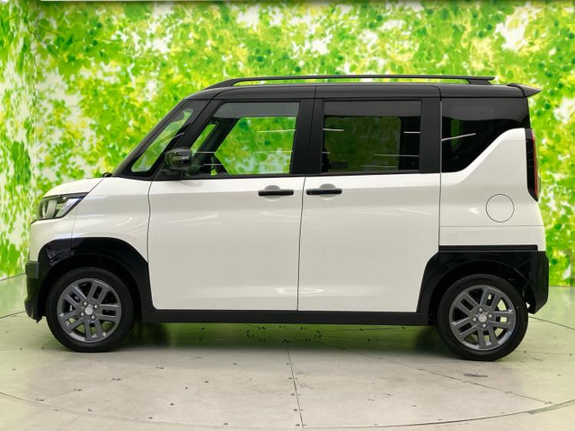 デリカミニG プレミアム リミテッド エディション 4WD