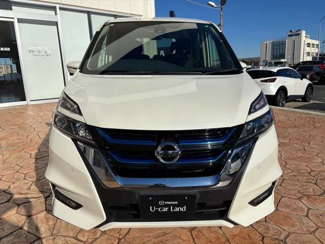 セレナ1.2 e-POWER ハイウェイスターV