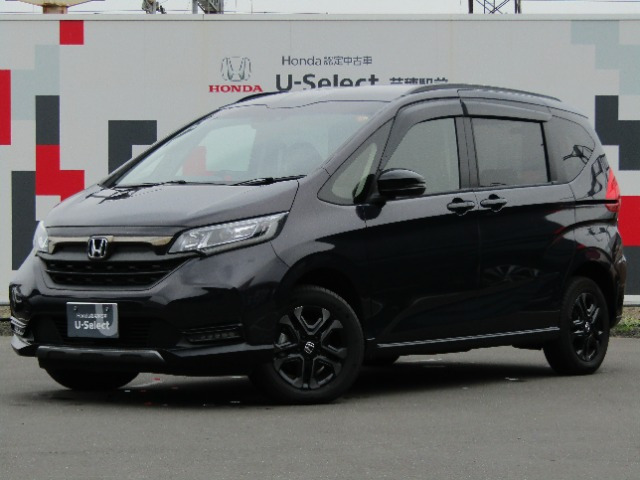 フリード+1.5 ハイブリッド クロスター ブラックスタイル 4WD
