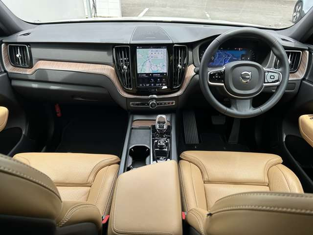XC60アルティメット B5 AWD 4WD