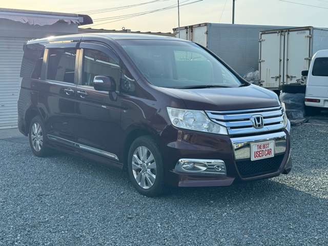 �[�ԑO�̓_�������������H��֊O�����A�L�b�`���s���Ă���܂�!���S���Ă���肢��������悤�ɋ΂߂Ă��܂��B