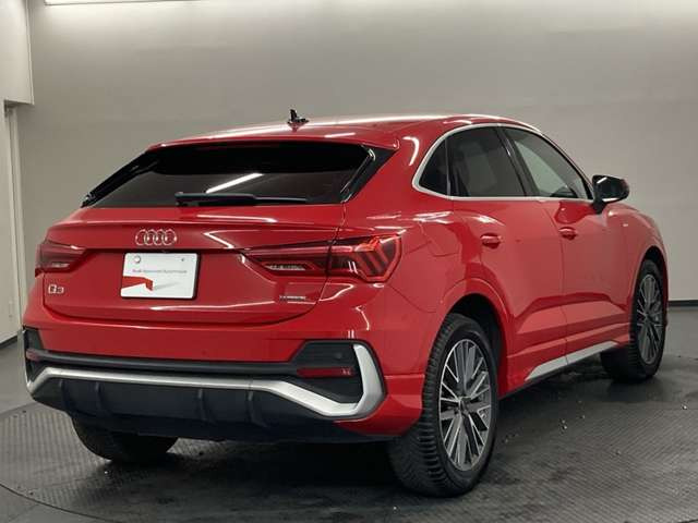 Q3