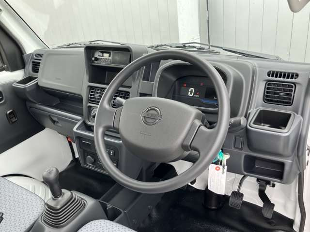 NT100クリッパーDX 4WD