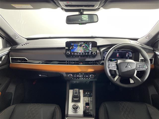 アウトランダーPHEV 2.4 P 4WD