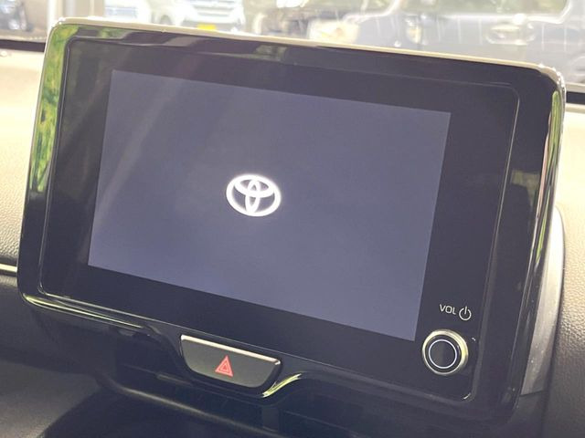 �y8�C���` �f�B�X�v���C�I�[�f�B�I�z���ʂ̃f�B�X�v���C��AppleCarPlay��AndroidAuto�����p�\�B�傫�ȉ�ʂŃX�}�z�i�r�A�v���������p���������܂���