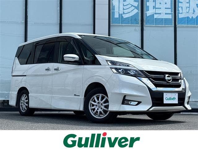 セレナ2.0 ハイウェイスター Vセレクション 4WD