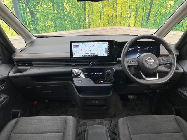 セレナ1.4 e-POWER ハイウェイスターV