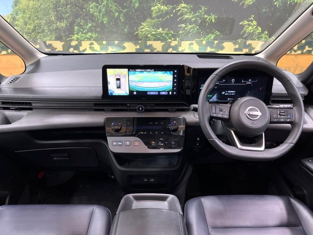 セレナ1.4 e-POWER ルキシオン