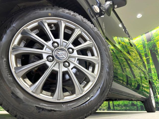 �y14�C���`�A���~�z�C�[���z�O�ςɃ}�b�`�����A���~�z�C�[���𑕒����Ă���܂��B�e��A���~�z�C�[����A�X�^�b�h���X�^�C�����戵�����Ă���܂��B���񂲑��k����������