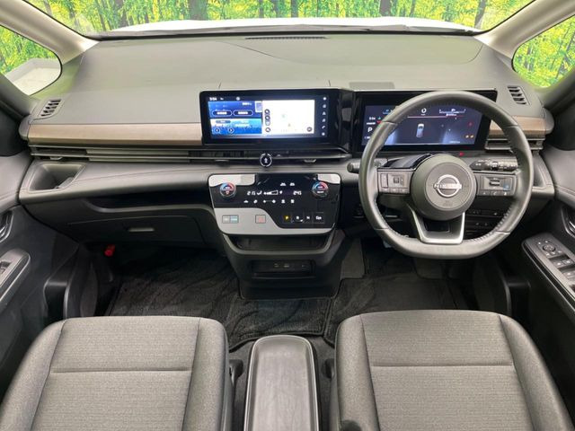 セレナ1.4 e-POWER ハイウェイスターV