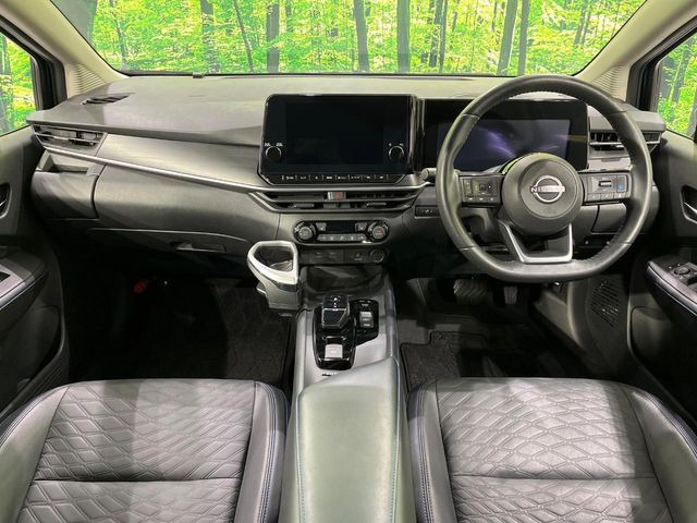 ノート1.2 AUTECH クロスオーバー FOUR 4WD