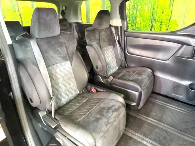 ���ڒ����̓E�H�[�N�X���[�ƂȂ��Ă���܂��B���ڂƎO��ڂ̈ړ�����~�肪�Ƃ��Ă��y�ɂȂ�̂ŁA���~��̍ۂ��X�g���X�������邱�Ƃ͂���܂����