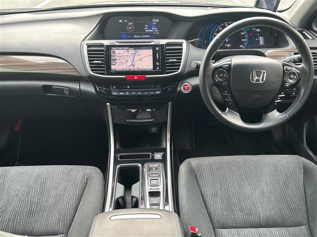 アコードハイブリッド2.0 LX