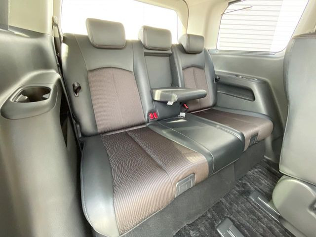 3��ڃV�[�g�͂�������ԗǍD����l�ł��������ƍ����Ē����܂��̂ŁA��l���ł̂��o���������N���N�ł��􂲉Ƒ��ŁA�C�̒m�ꂽ���ԂŁA�h���C�u�ɍs���̂��y���݂ł��ˁ�