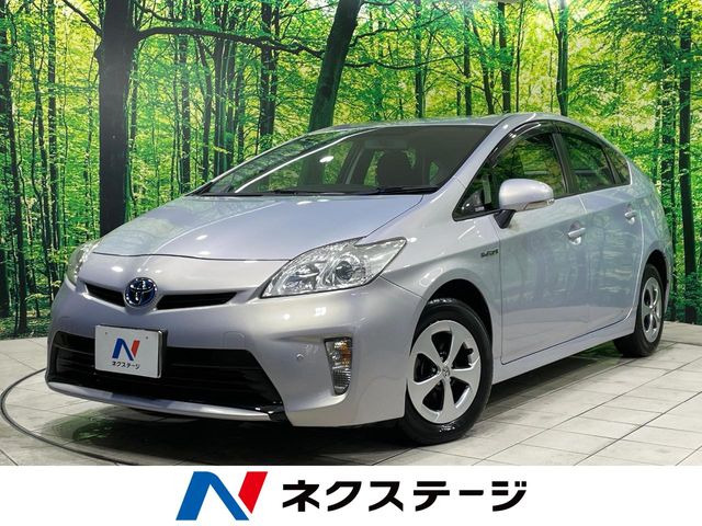 プリウス1.8 L