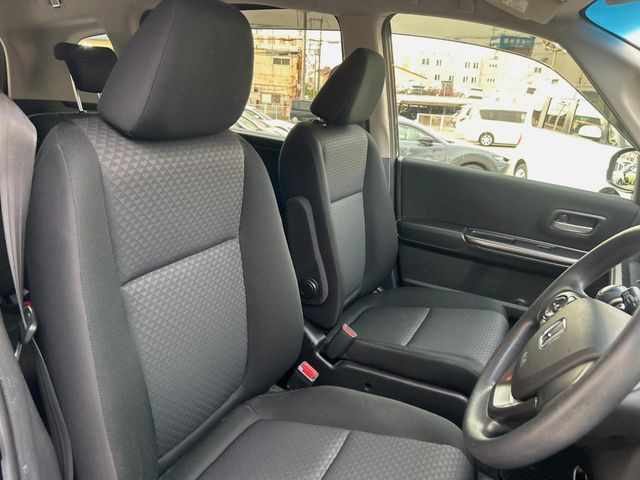 �^�]�Ȃ܂��ɂ͏\���ȃX�y�[�X������A�啿�ȕ��ł��������^�]���Ă�����������ł��B