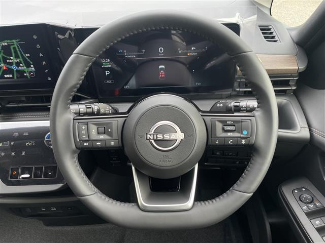 セレナ1.4 e-POWER ハイウェイスターV