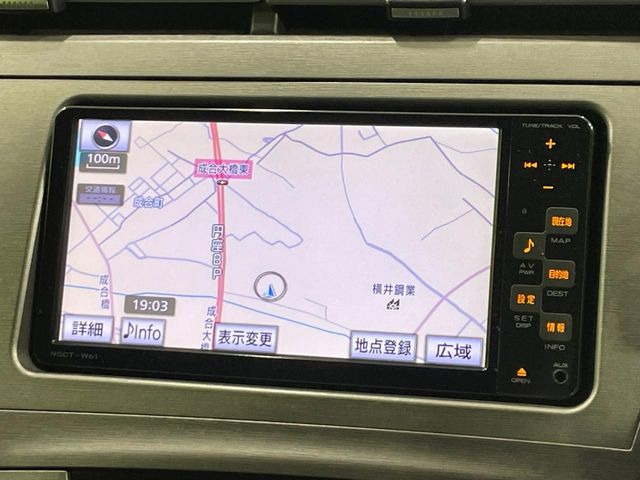 プリウス1.8 L