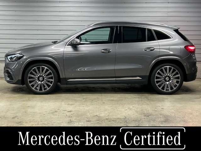 GLAクラスGLA200d 4マチック AMGラインパッケージ 4WD