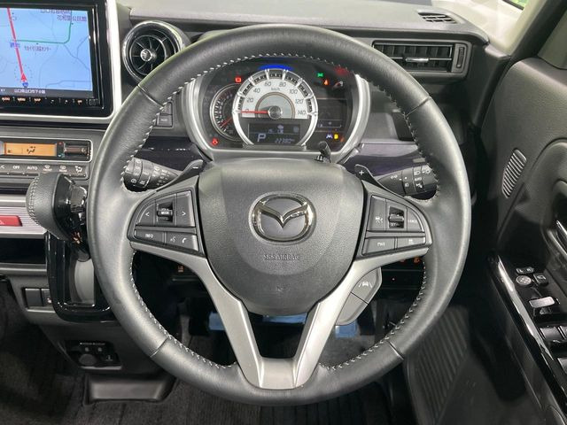 �y�X�e�A�����O�X�C�b�`�z�^�]���A�O������ڐ������炷���ƂȂ��A�I�[�f�B�I���̑��삪�\�ȕ֗��@�\!���S&���K�ȃh���C�u�����o���Ă���܂���