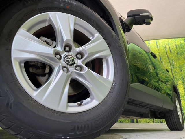 �y����17�C���`�A���~�z�C�[���z�O�ςɃ}�b�`���������A���~�z�C�[���𑕒����Ă���܂��B�e��ЊO�A���~�z�C�[����A�X�^�b�h���X�^�C�����戵�����Ă���܂��B���񂲑��k����������