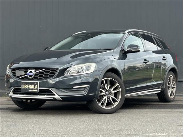 V60クロスカントリーD4 SE ディーゼル