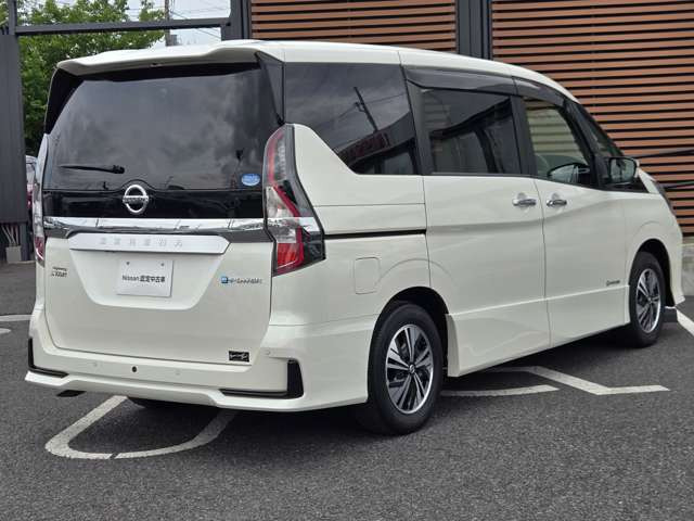 セレナ1.2 e-POWER ハイウェイスターV