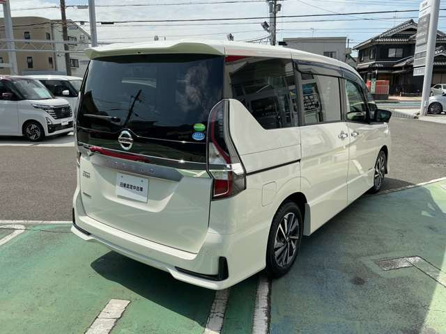 セレナ2.0 ハイウェイスターV