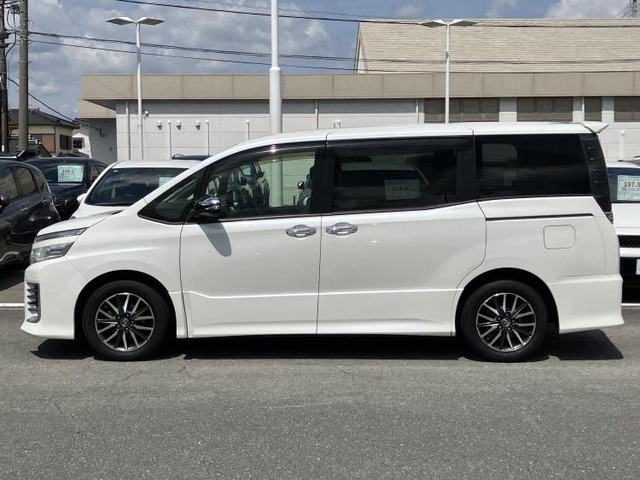 ヴォクシー2.0 ZS 煌