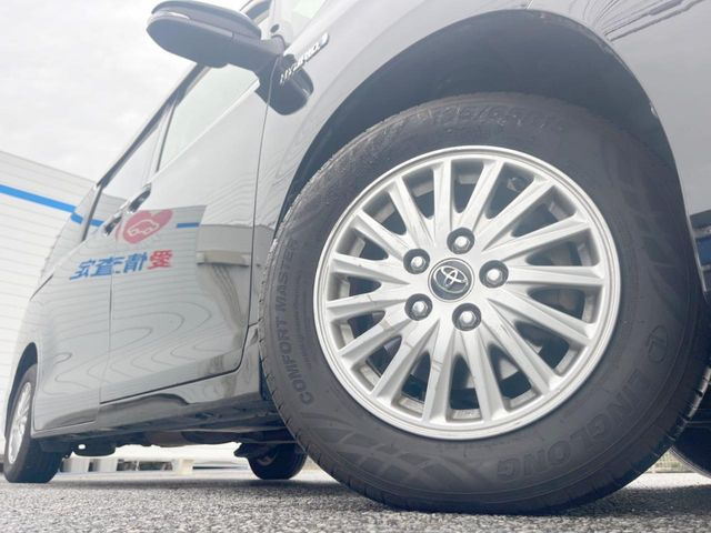 �y�����A���~�z�C�[���z�O�ςɃ}�b�`���������A���~�z�C�[���𑕒����Ă���܂��B�e��ЊO�A���~�z�C�[����A�X�^�b�h���X�^�C�����戵�����Ă���܂��B���񂲑��k����������