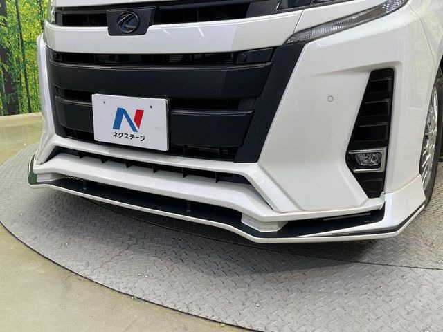 ノア1.8 ハイブリッド Si W×B II