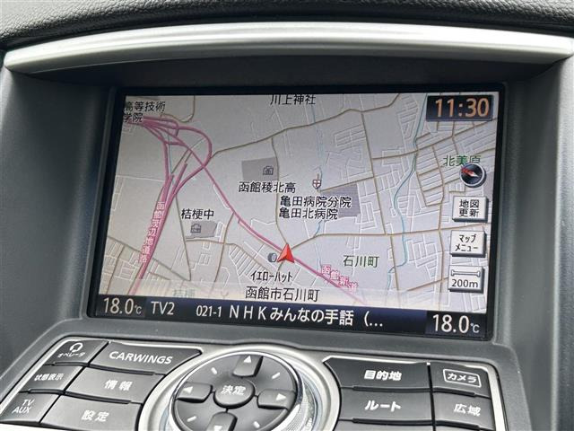 スカイラインクロスオーバー3.7 370GT FOUR 4WD