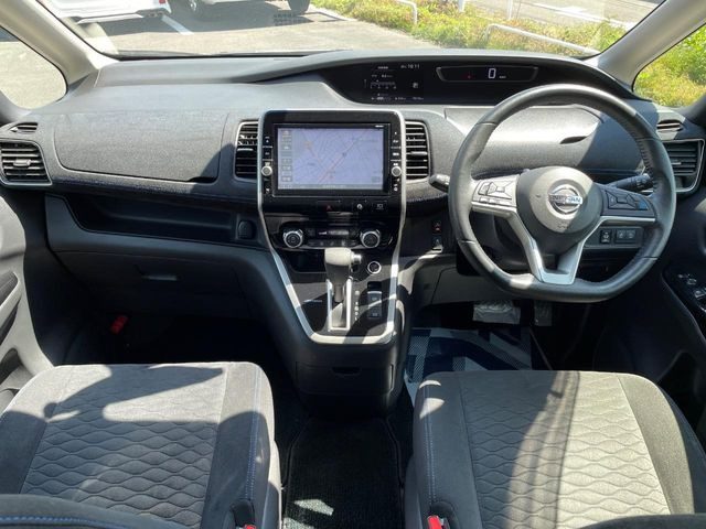 セレナ2.0 AUTECH セーフティパッケージ