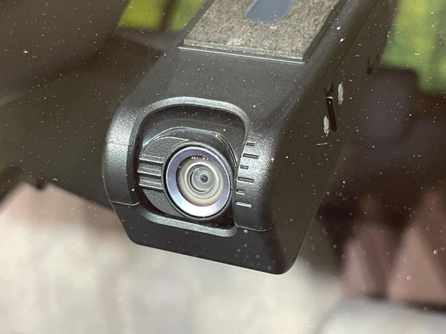 �y�h���C�u���R�[�_�[�z�h���C�u���R�[�_�[����!���s���͂������A������^�]�⎖�̂ɑ��������ہA�f���ŋL�^���A����̃��X�N�ɔ����܂��B���L�^�pSD�J�[�h�͂��q�l�����g�ł��������������K�v������܂��B