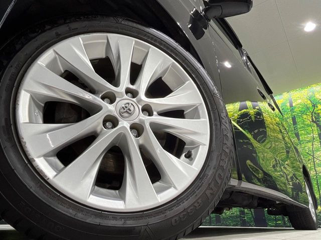 �y����18�C���`�A���~�z�C�[���z�O�ςɃ}�b�`���������A���~�z�C�[���𑕒����Ă���܂��B�e��ЊO�A���~�z�C�[����A�X�^�b�h���X�^�C�����戵�����Ă���܂��B���񂲑��k����������