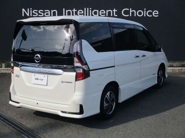 セレナ1.2 e-POWER ハイウェイスターV